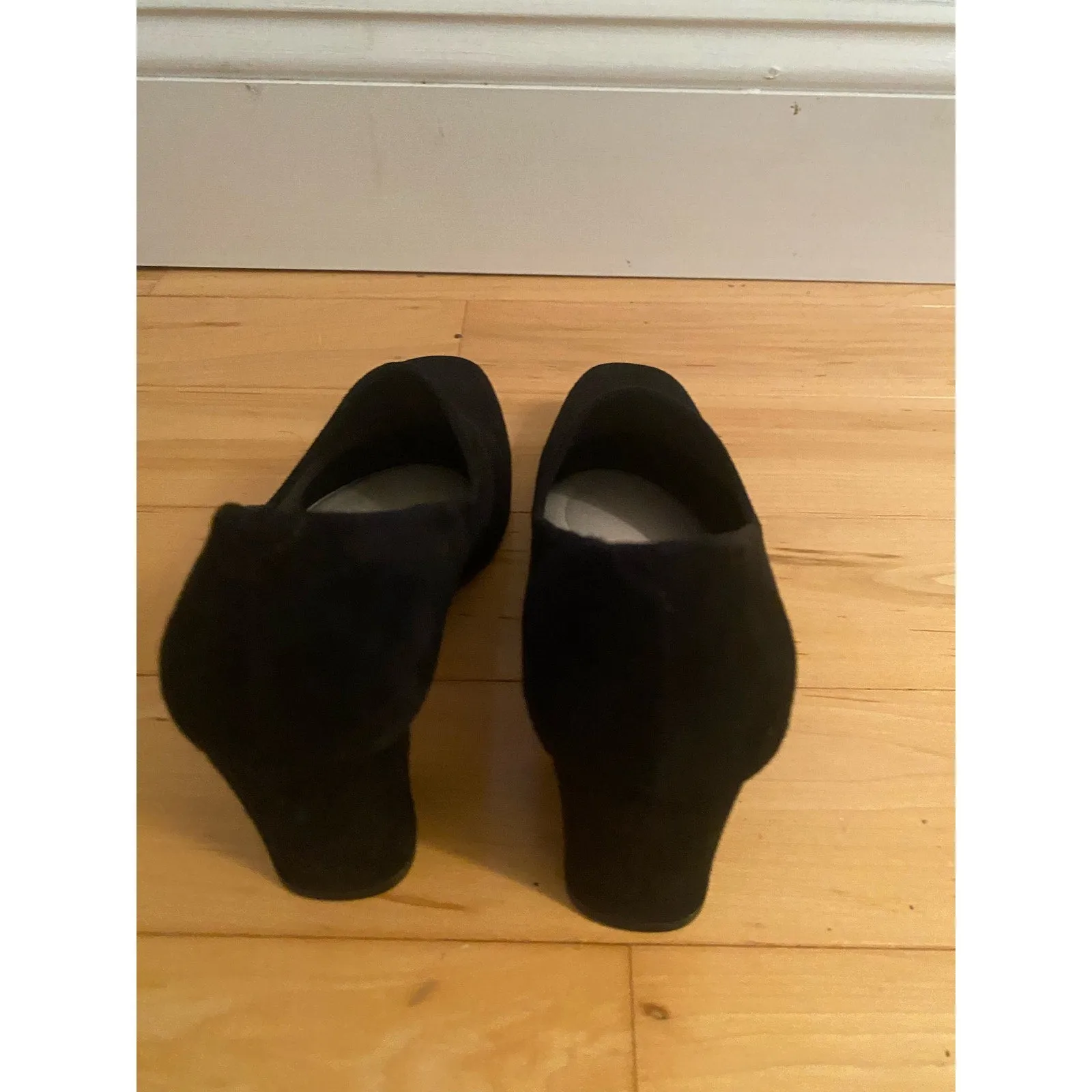 Audley London Black Suede Pumps Size 36