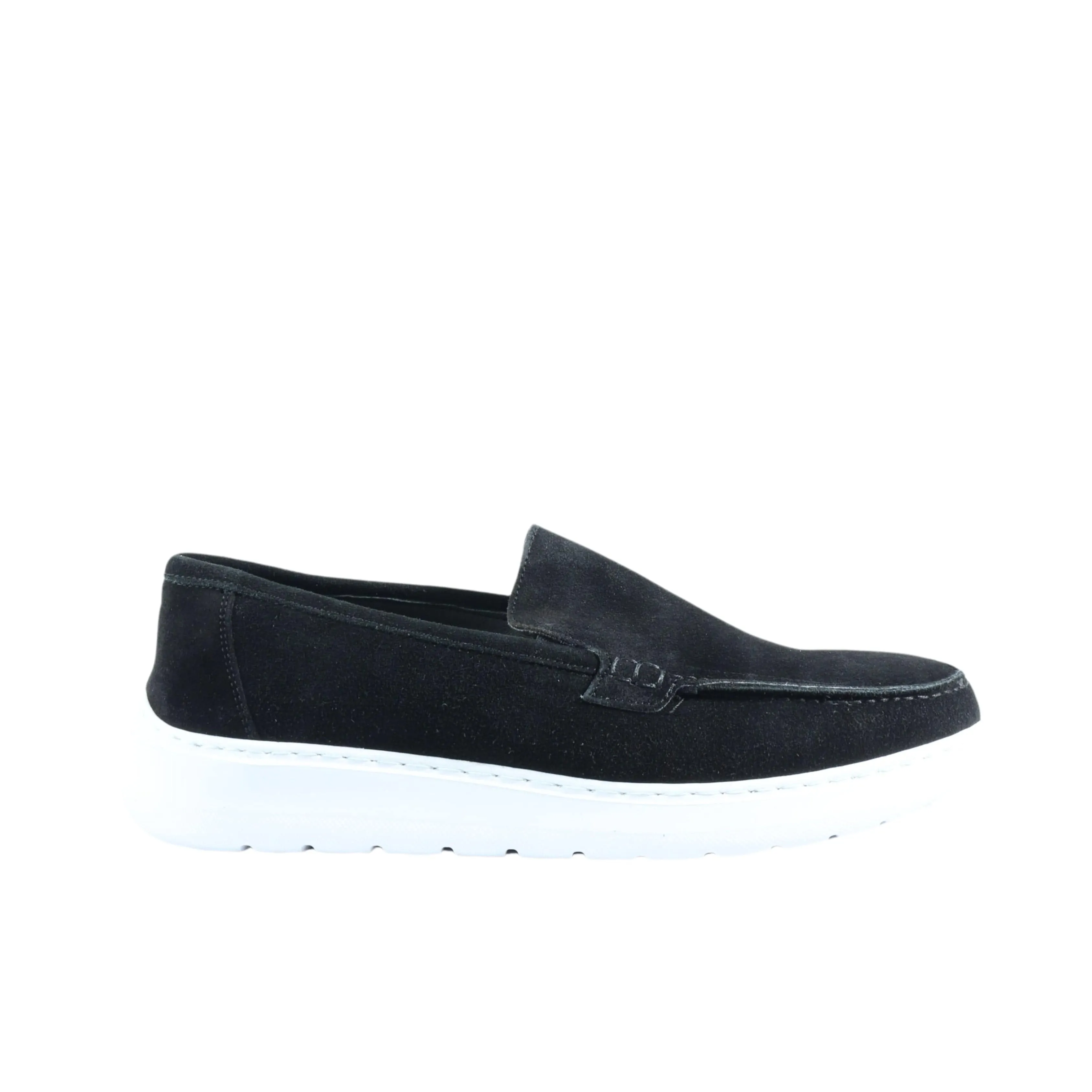 BRANDS & BEYOND - Suede Loafer