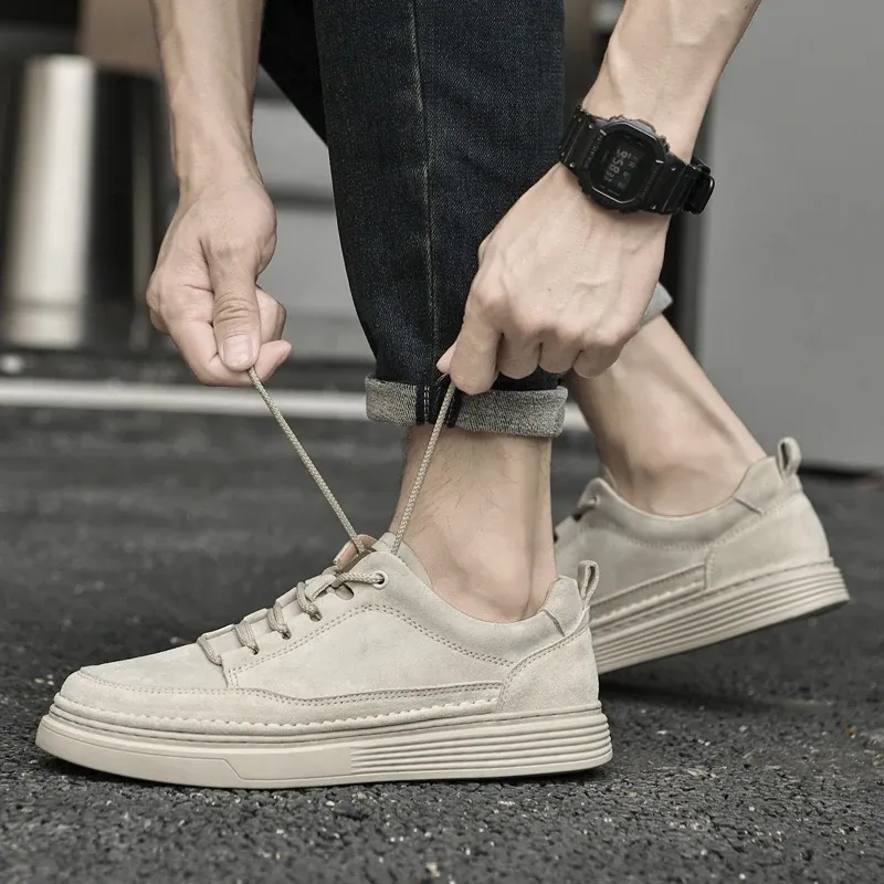 Giovanni Classic Suede Sneakers