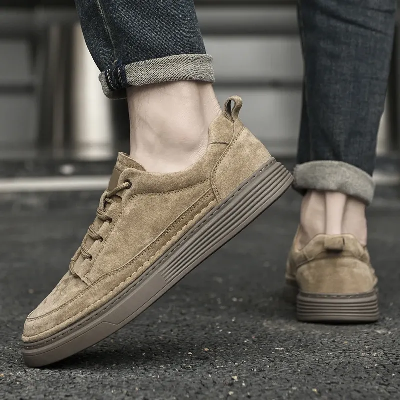Giovanni Classic Suede Sneakers