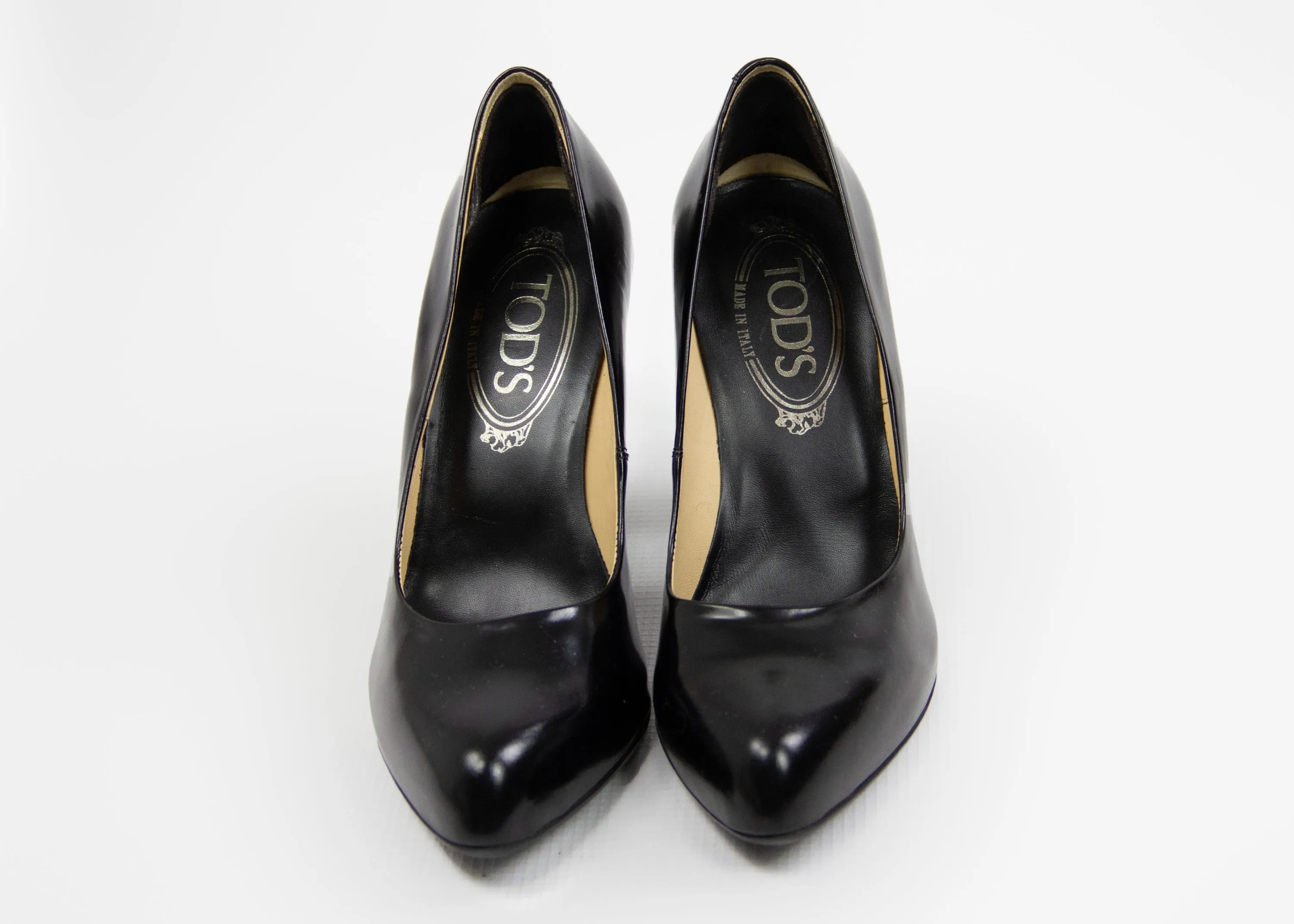 TOD'S Classic Black Smooth Leather Pumps SIZE USA 4, EU 34
