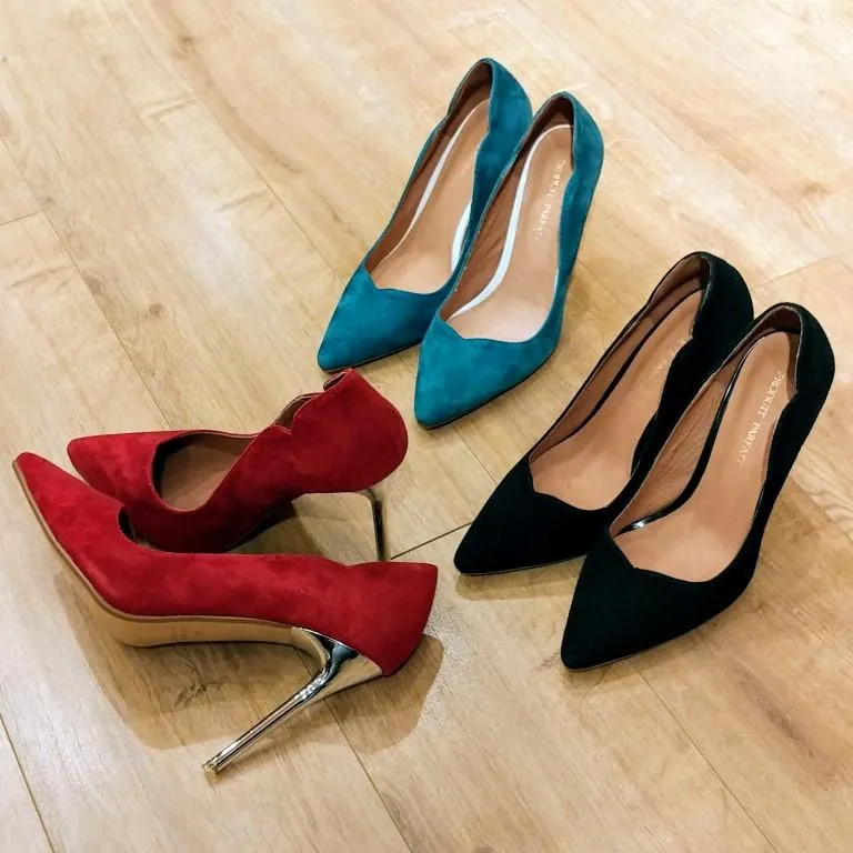 Vanessa Chrome Heel Dress Pumps (Navy)