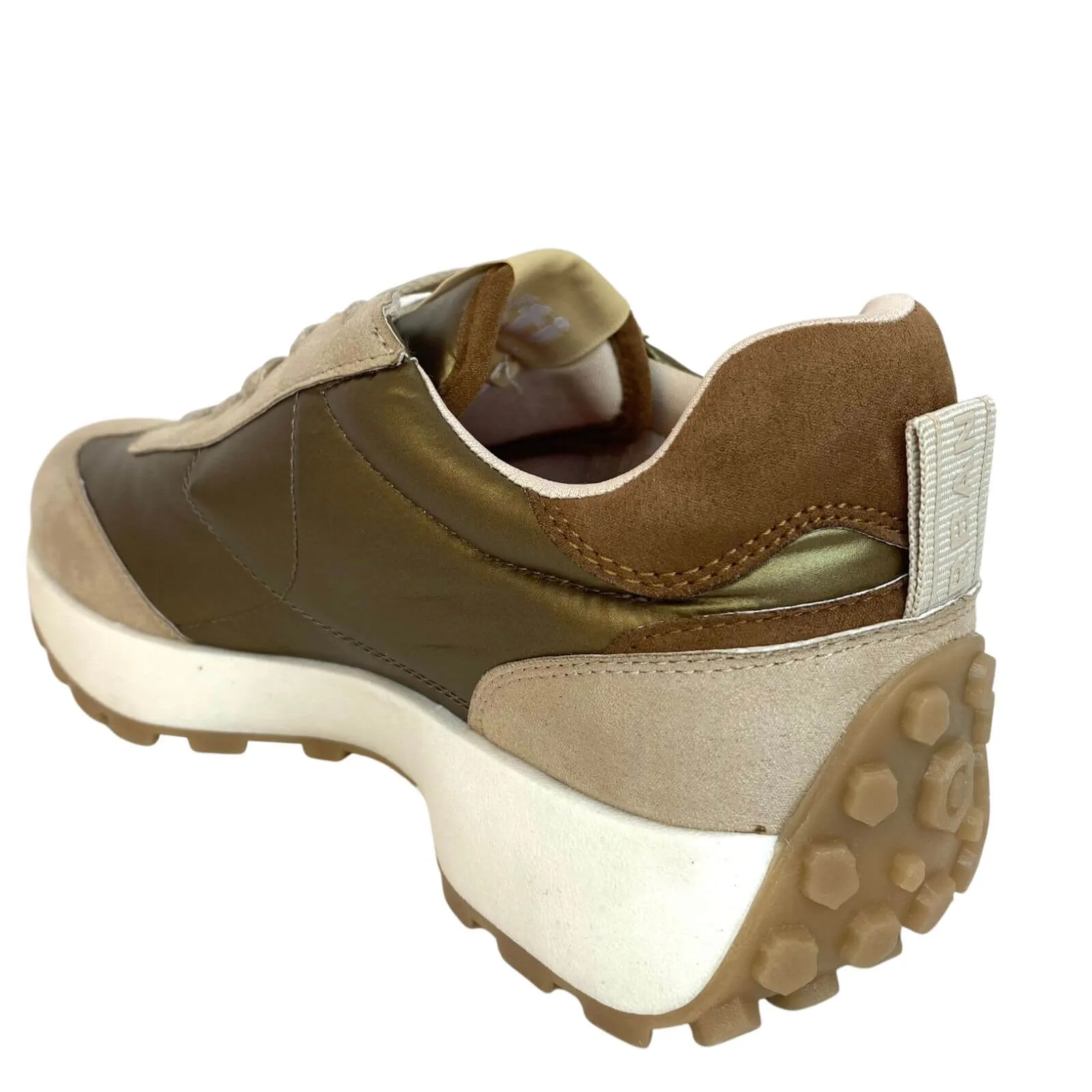 XTI Neutral Gum Sole Sneakers